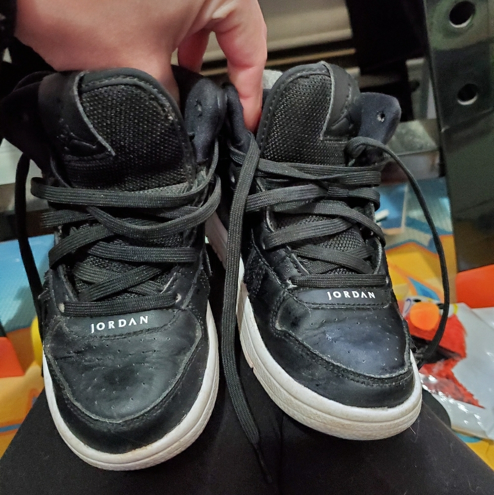 Boys jordans